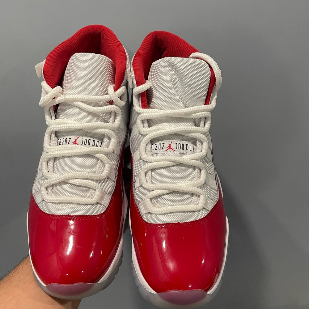 Retro Jordan 11 cherry - Picture 2 of 6